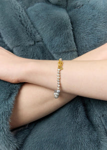Lotus armband med Grå Sötvattenspärlor - guldpläterad