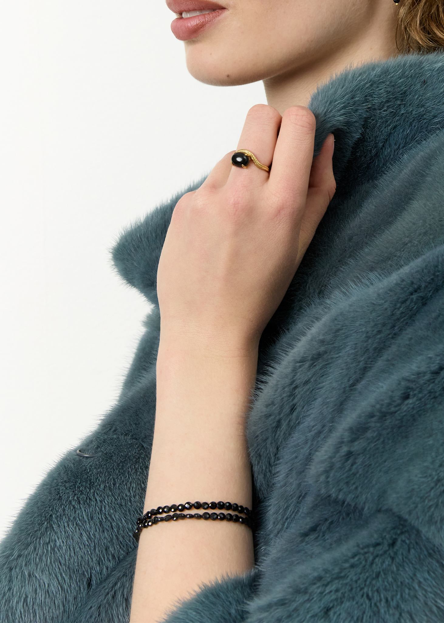 Romy armband med Svart Spinel - guldpläterad