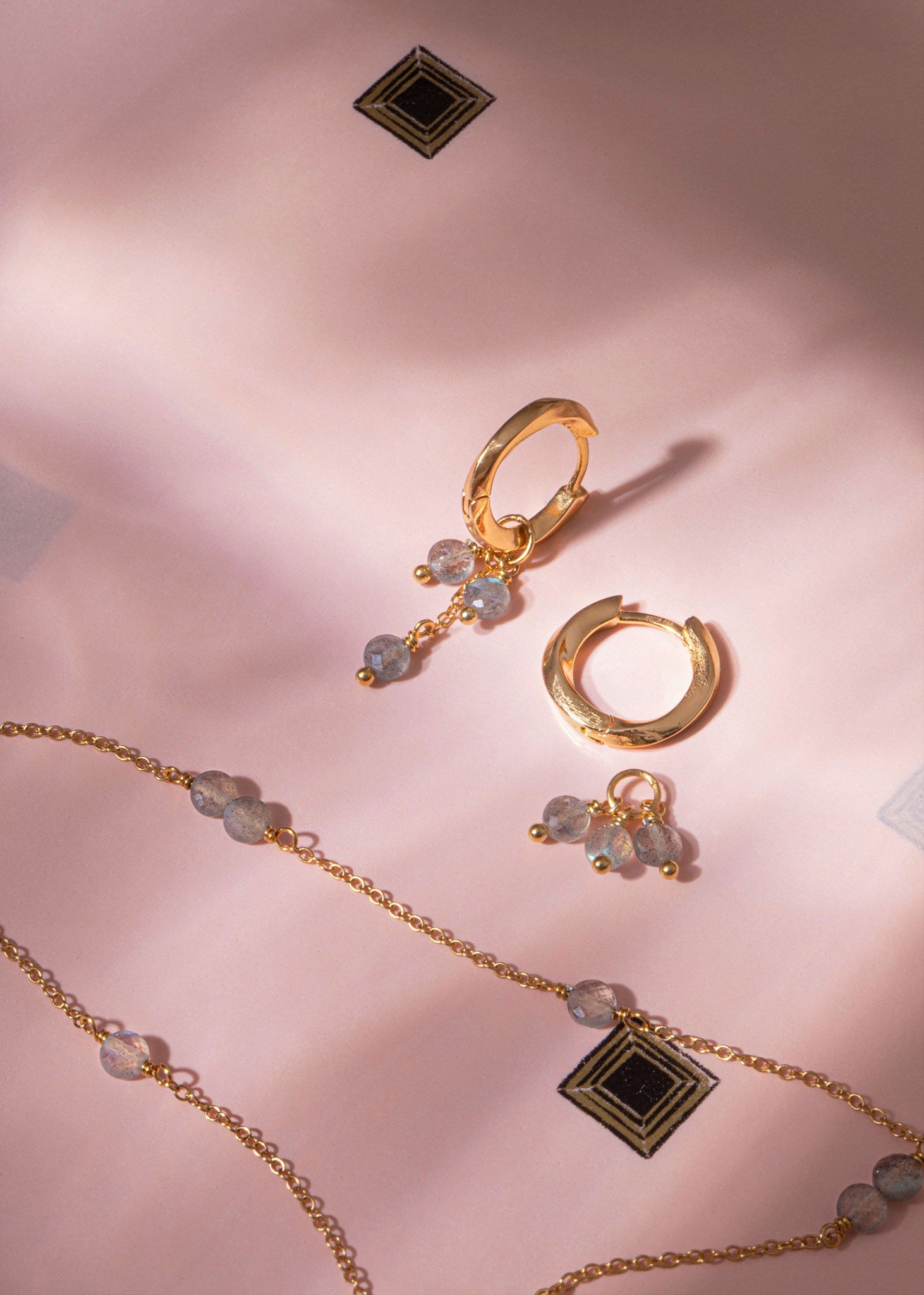 Paloma halsband med Labradorit - guldpläterad