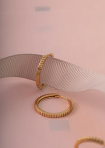 Pinstripe hoop 2 cm - guldpläterad