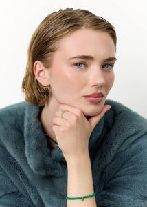 Valentina örhängen med Svart Spinel - guldpläterad