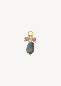 18k guldbelagt charm til hoops og halskæder med pink turmalin, grøn chrysopras og labradorit ædelsten fra Carré Jewellery