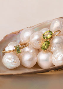 Alaia-ring med peridot - guldpläterad