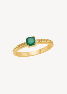Enkel og elegant ring med grøn Agat ædelsten og sildebensmønster. Perfekt til gaven under 500 kr, gaven til hende med fødselsdag i maj, og ringe med grønne sten til hende