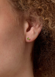 Esther örhängen med Peridot - silver
