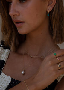 10-karat Iris halsband med regnbågsmånsten