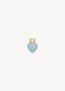 Hjertevedhæng til øreringe fra Carré Jewellery sat med en hjerteformet Akvamarin ædelsten i ægte guld fatning
