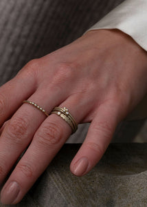 10-karat Reine ring med champagnefärgad diamant
