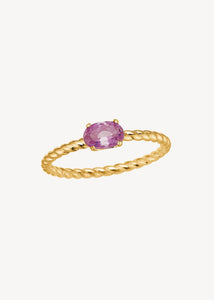 solitare ring i 10 karat ægte guld med en ovalslebet pink safir ædelsten, der er septembers fødselssten med en flettet ringskinne, perfekt gave til hende med fødselssten i pink 
