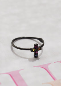 Cross ring med safir - oxiderat silver