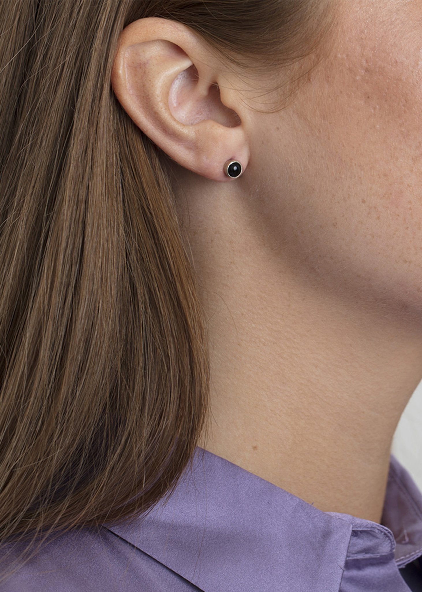 Linnea örhängen med svart agat - oxiderat silver